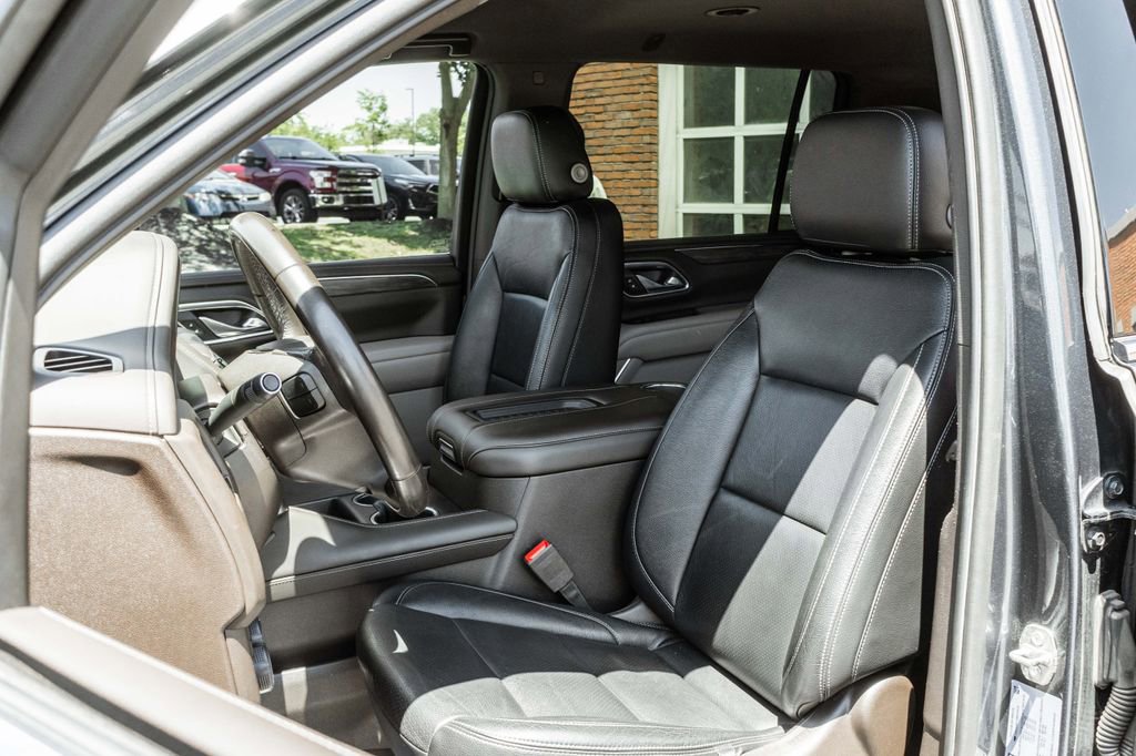 Used 2021 Chevrolet Suburban LS AWD/4WD image 7