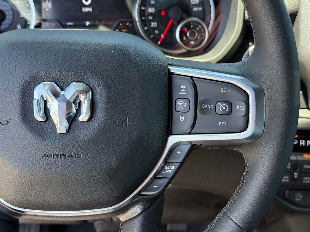 New 2026 RAM 1500 Big Horn AWD/4WD image 16