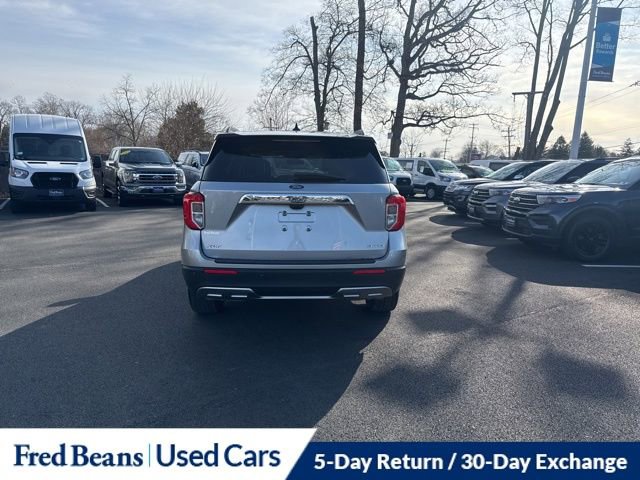 Certified 2022 Ford Explorer XLT w/ Equipment Group 202A AWD/4WD image 6