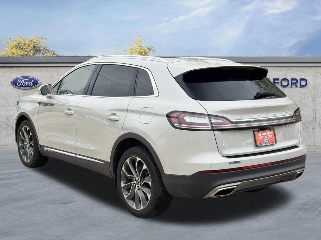 Used 2023 Lincoln Nautilus Reserve w/ Equipment Group 201A image 7