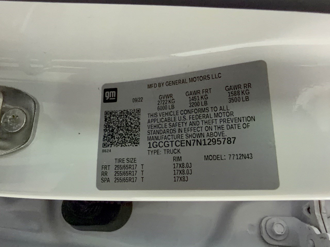 Used 2022 Chevrolet Colorado LT w/ Safety Package AWD/4WD image 32