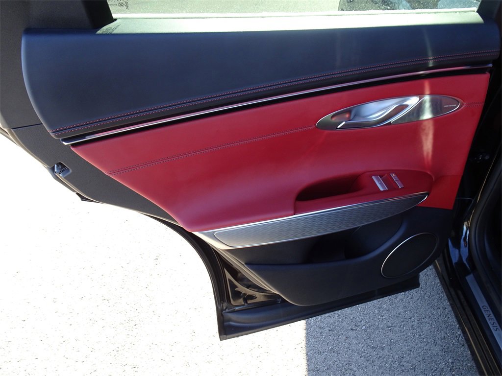 Used 2026 Genesis GV70 2.5T Sport Prestige image 17