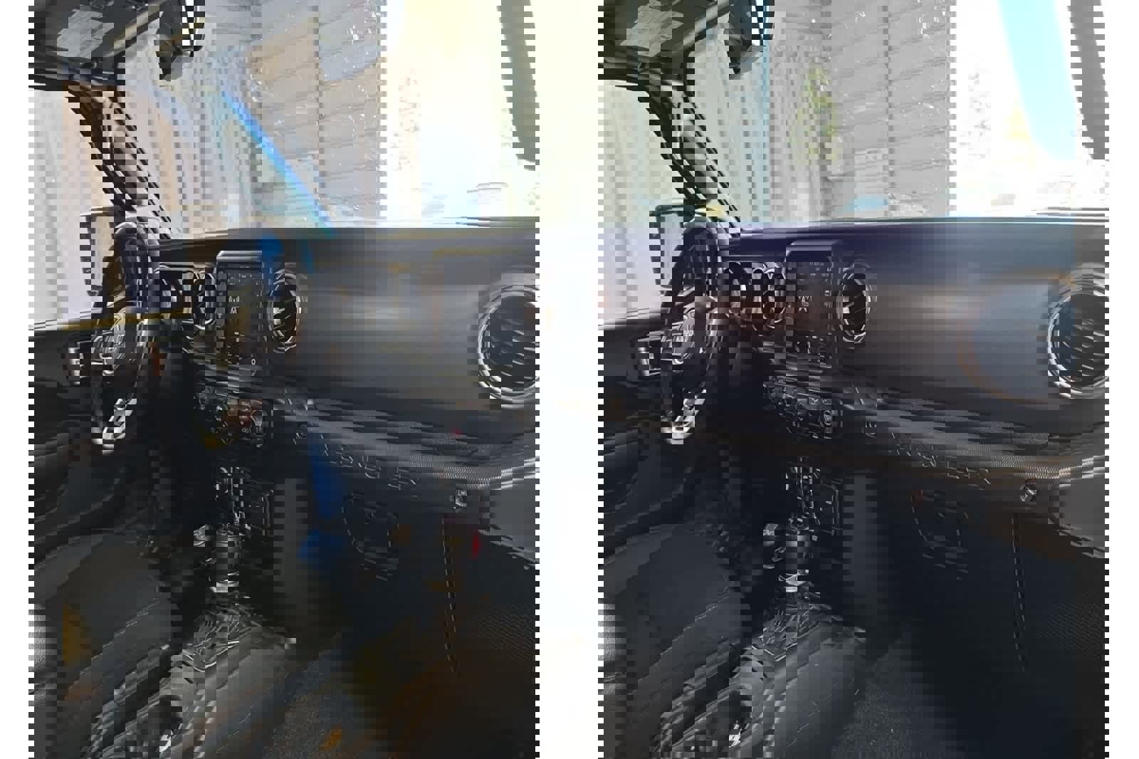 Used 2022 Jeep Wrangler Unlimited Rubicon 4xe w/ Cold Weather Group image 11