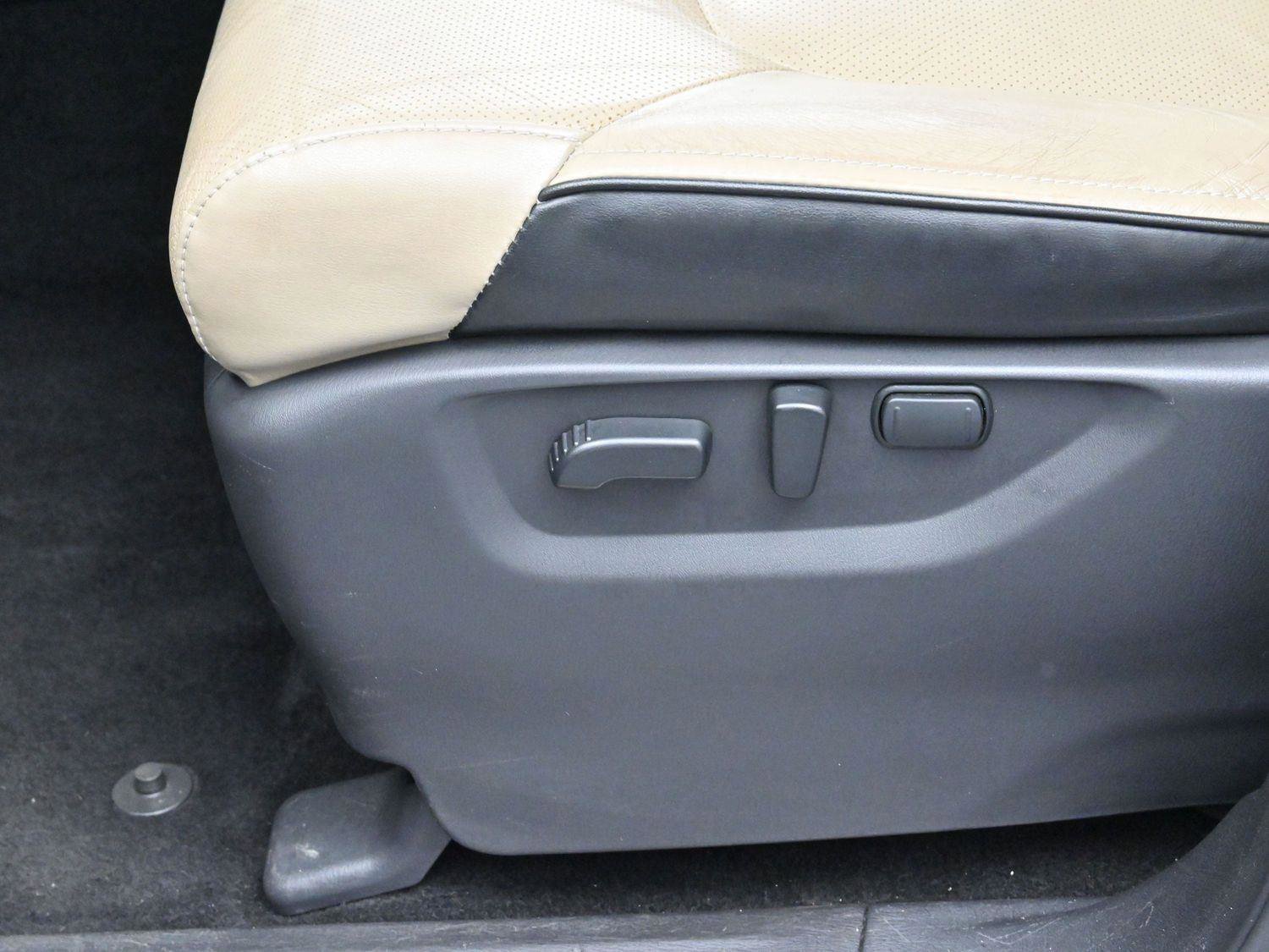 Used 2022 INFINITI QX80 Premium Select w/ Cargo Package image 16