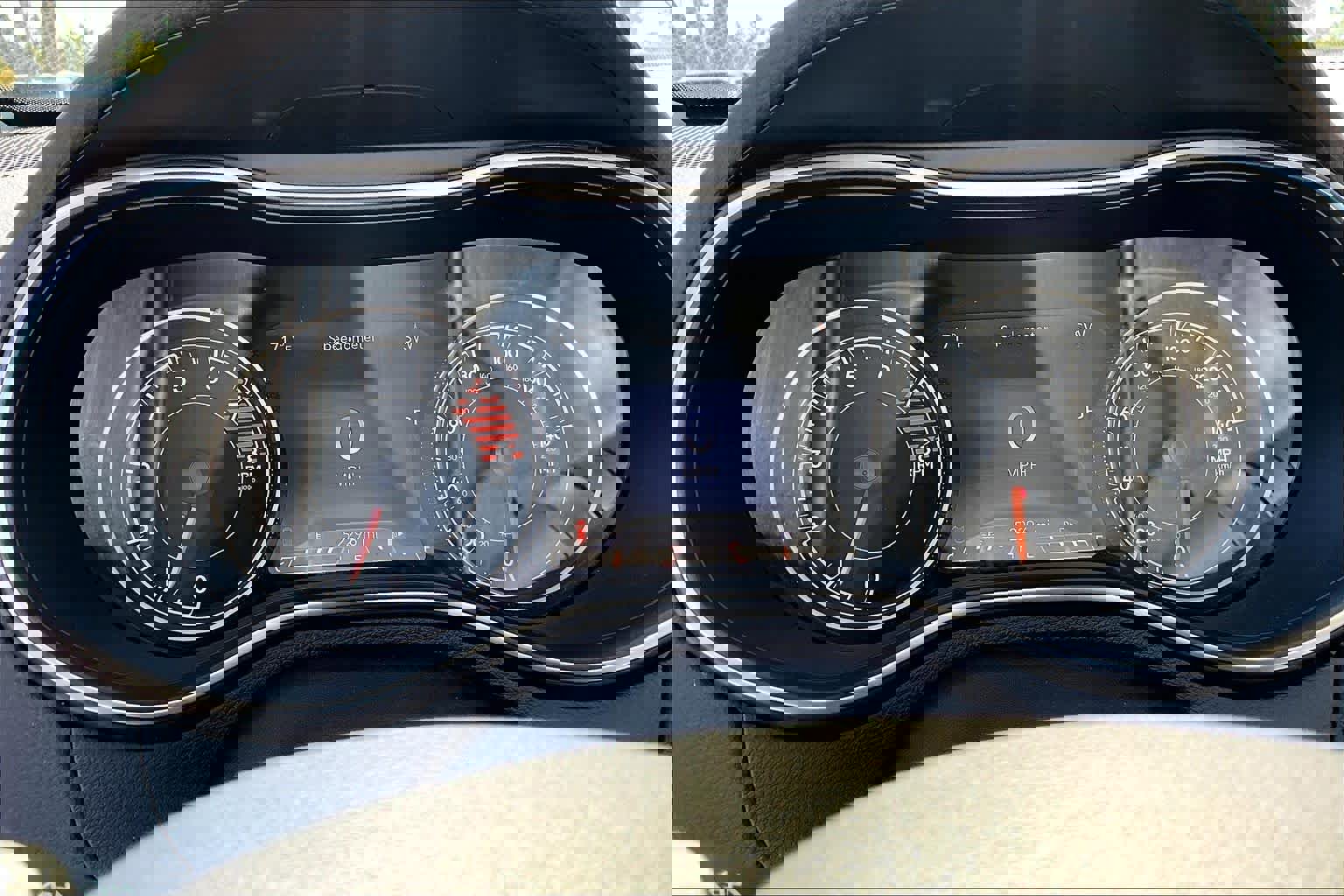 Used 2020 Jeep Cherokee Trailhawk w/ Cold Weather Group image 26