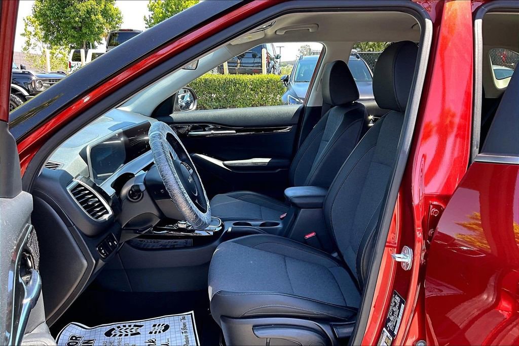 Certified 2024 Kia Seltos S FWD image 14