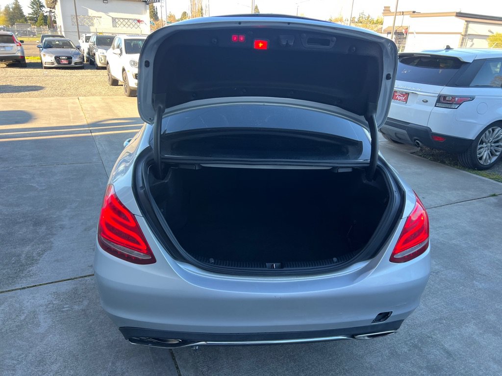 Used 2016 Mercedes-Benz C 300 4MATIC Sedan w/ Multimedia Package image 10