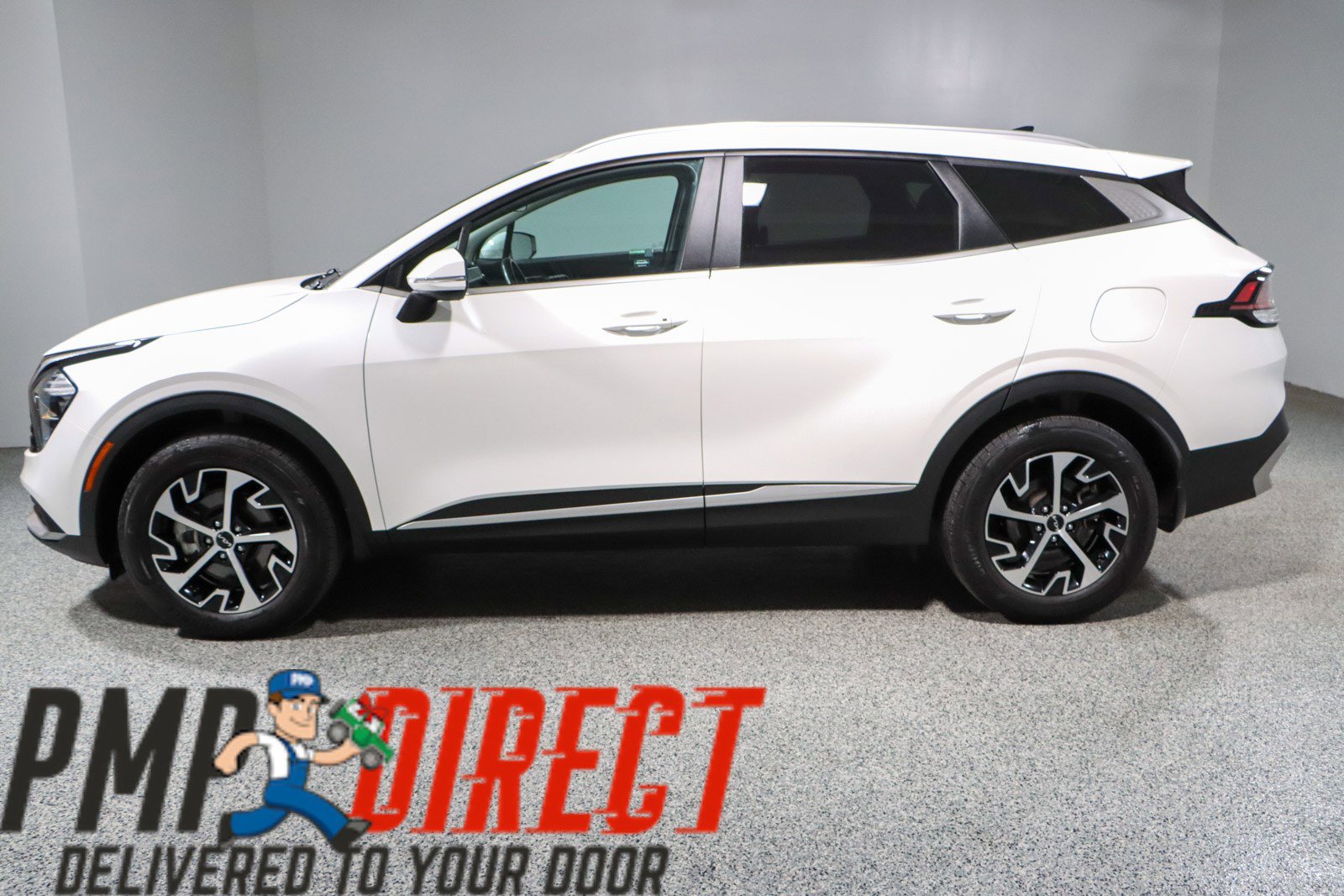 Used 2023 Kia Sportage EX AWD/4WD image 10