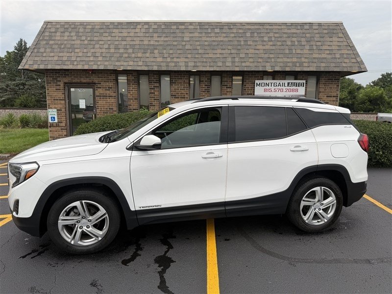 Used 2020 GMC Terrain SLE w/ Driver Convenience Package AWD/4WD image 1