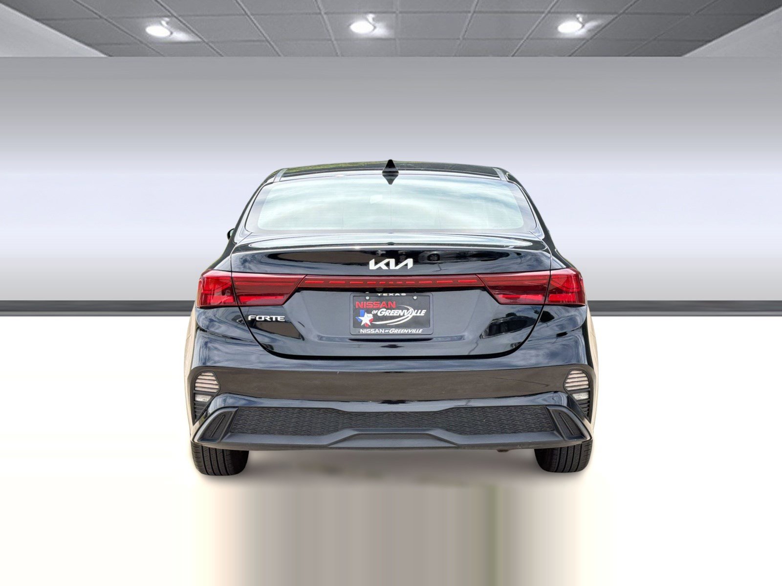 Used 2024 Kia Forte LXS image 10