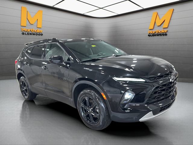Used 2024 Chevrolet Blazer LT w/ Convenience Package image 2