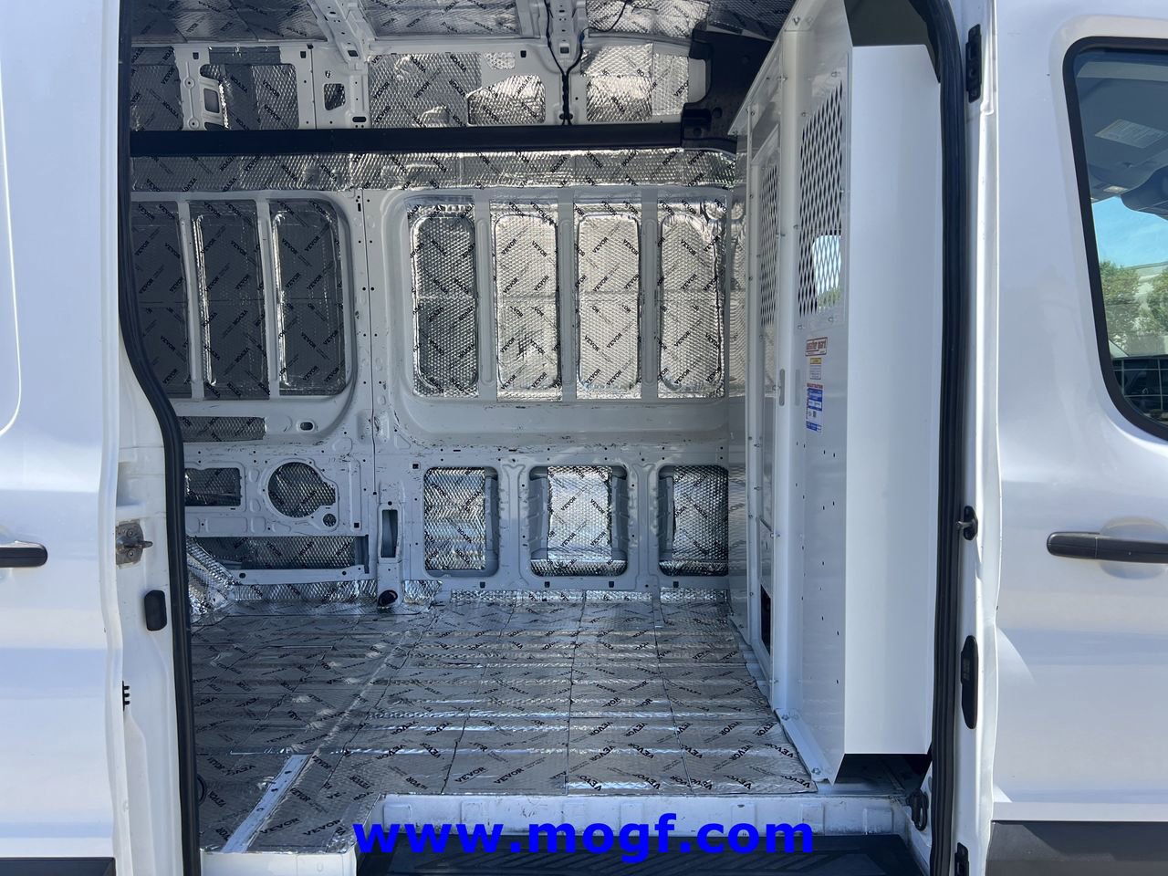 Used 2023 Ford Transit 250 148 High Roof Extended RWD image 21