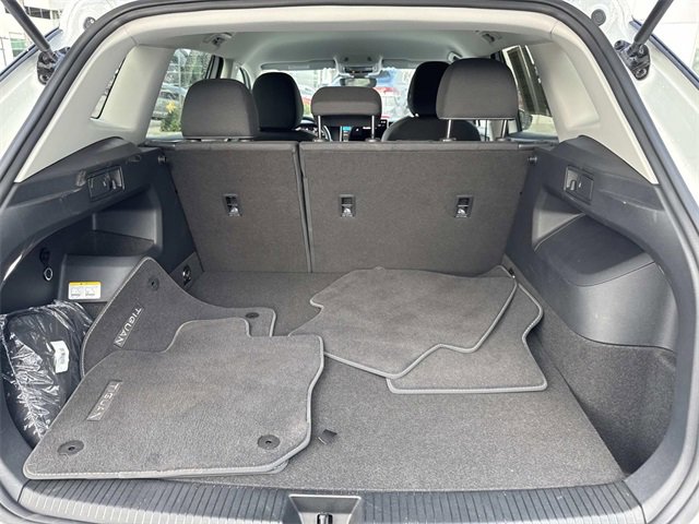 Certified 2025 Volkswagen Tiguan S image 5