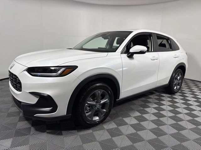 New 2026 Honda HR-V LX image 2