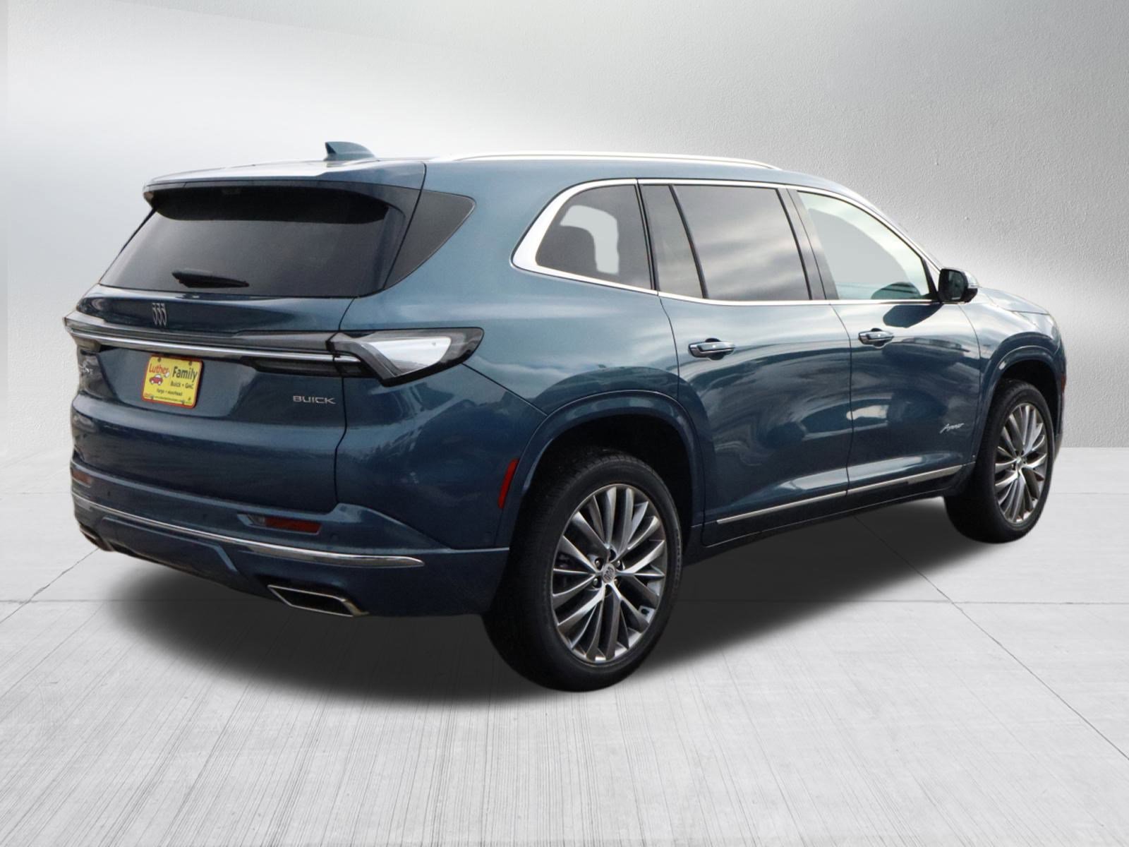 New 2026 Buick Enclave Avenir w/ Super Cruise Package image 7