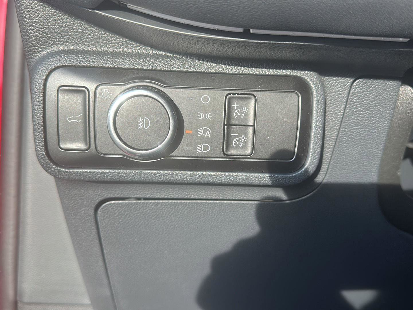 Used 2025 Ford Explorer ST w/ Sun And Sound Package image 18