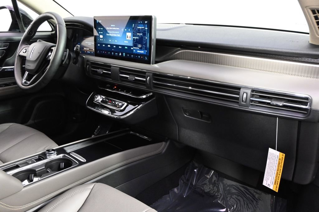 New 2026 Lincoln Corsair Reserve w/ Jet Appearance Package image 15