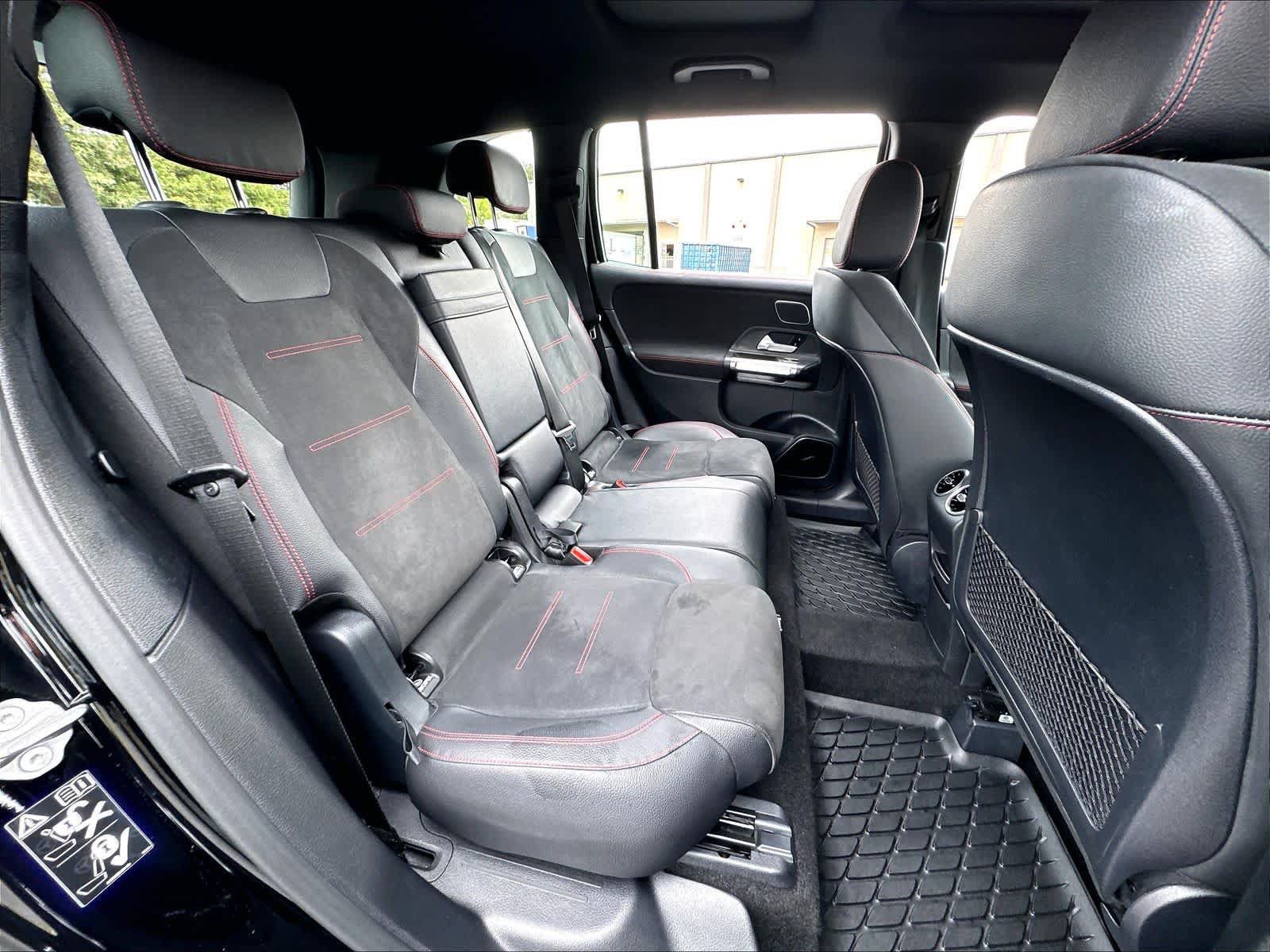 Used 2021 Mercedes-Benz GLB 35 AMG 4MATIC image 30
