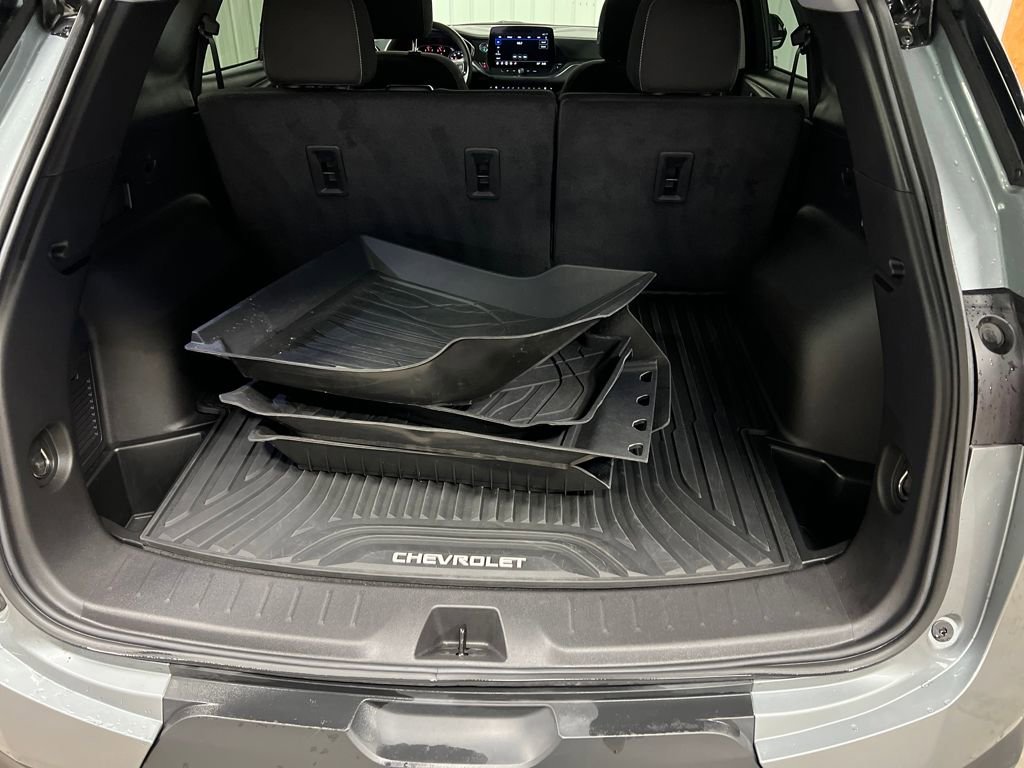 Certified 2025 Chevrolet Blazer LT w/ Driver Confidence Package image 12