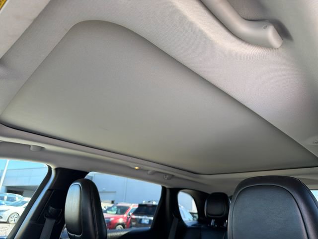 Used 2019 Jeep Cherokee Latitude Plus w/ Comfort/Convenience Group image 20