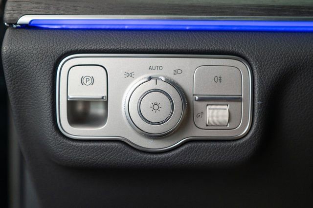 New 2026 Mercedes-Benz GLE 450e 4MATIC image 22