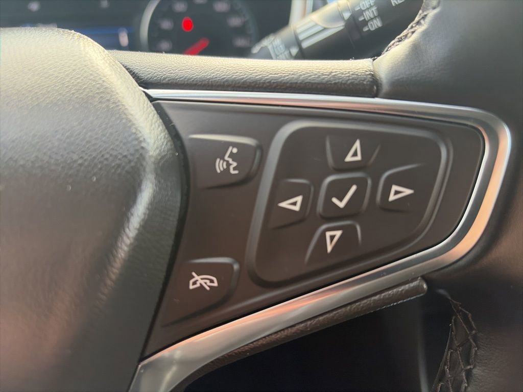 Certified 2024 Chevrolet Equinox LT w/ LPO, Floor Liner Package image 37