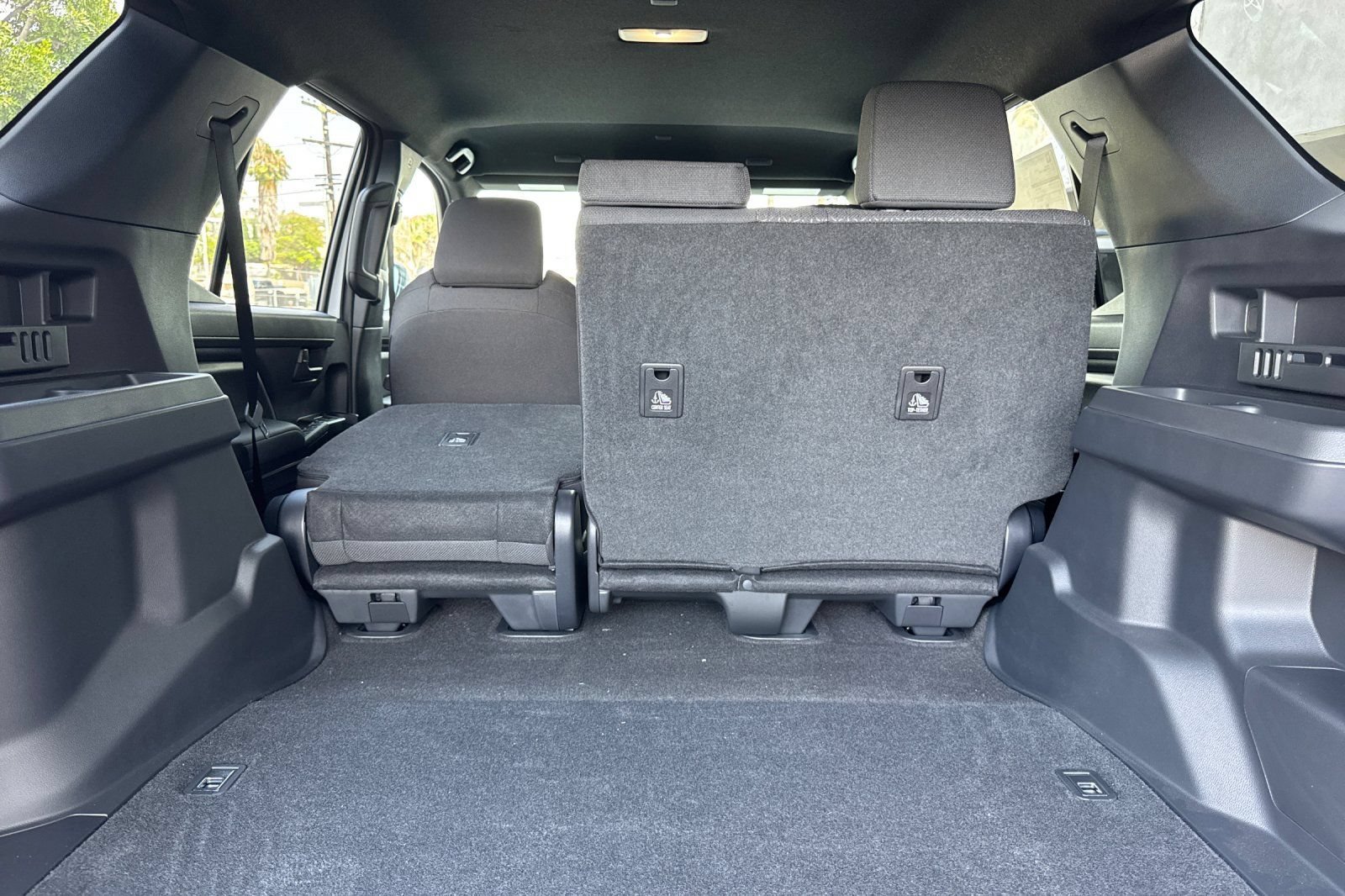 New 2026 Toyota 4Runner SR5 AWD/4WD image 15