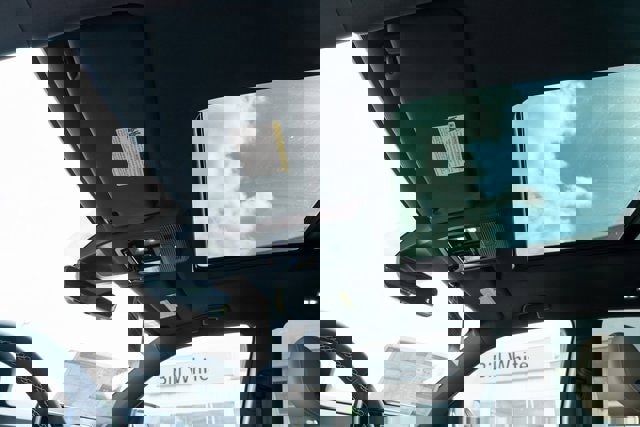 New 2026 Volkswagen Atlas Cross Sport SE image 18