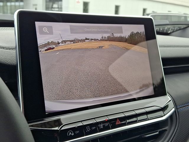 New 2026 Jeep Compass Latitude image 13