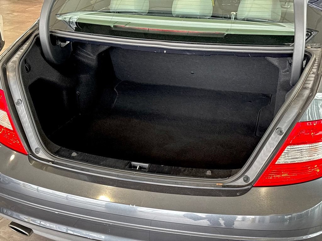 Used 2008 Mercedes-Benz C 350 Sport image 35