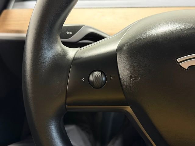 Used 2018 Tesla Model 3 Long Range image 21
