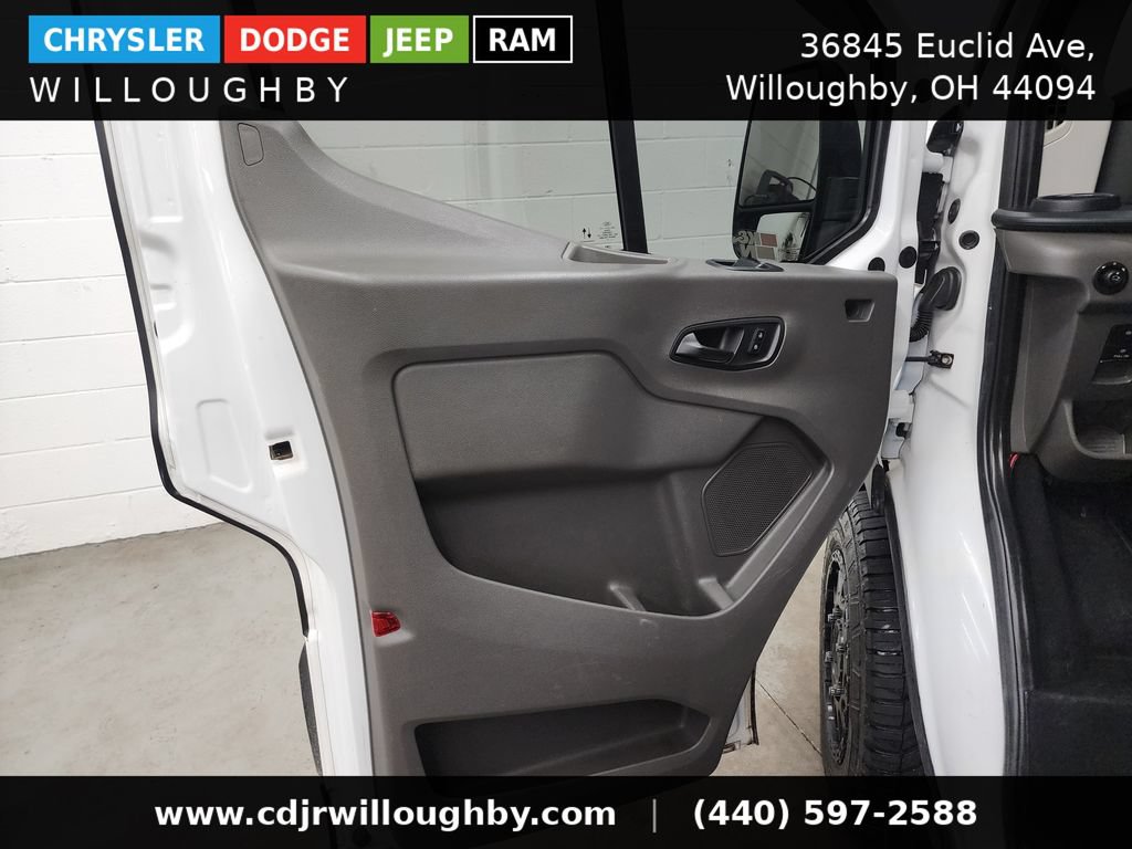 Used 2021 Ford Transit 250 Low Roof AWD image 11