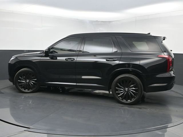 Used 2024 Hyundai Palisade Calligraphy image 3