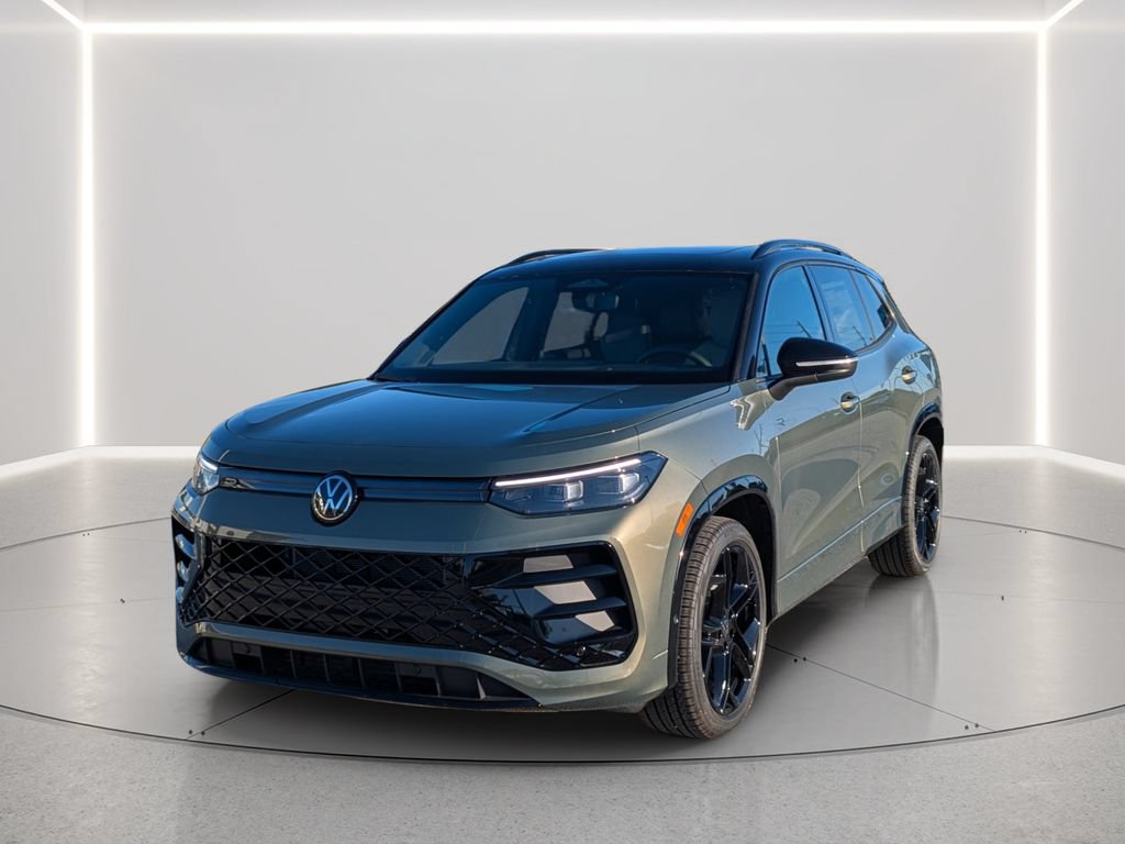 New 2026 Volkswagen Tiguan SE R-Line FWD image 2