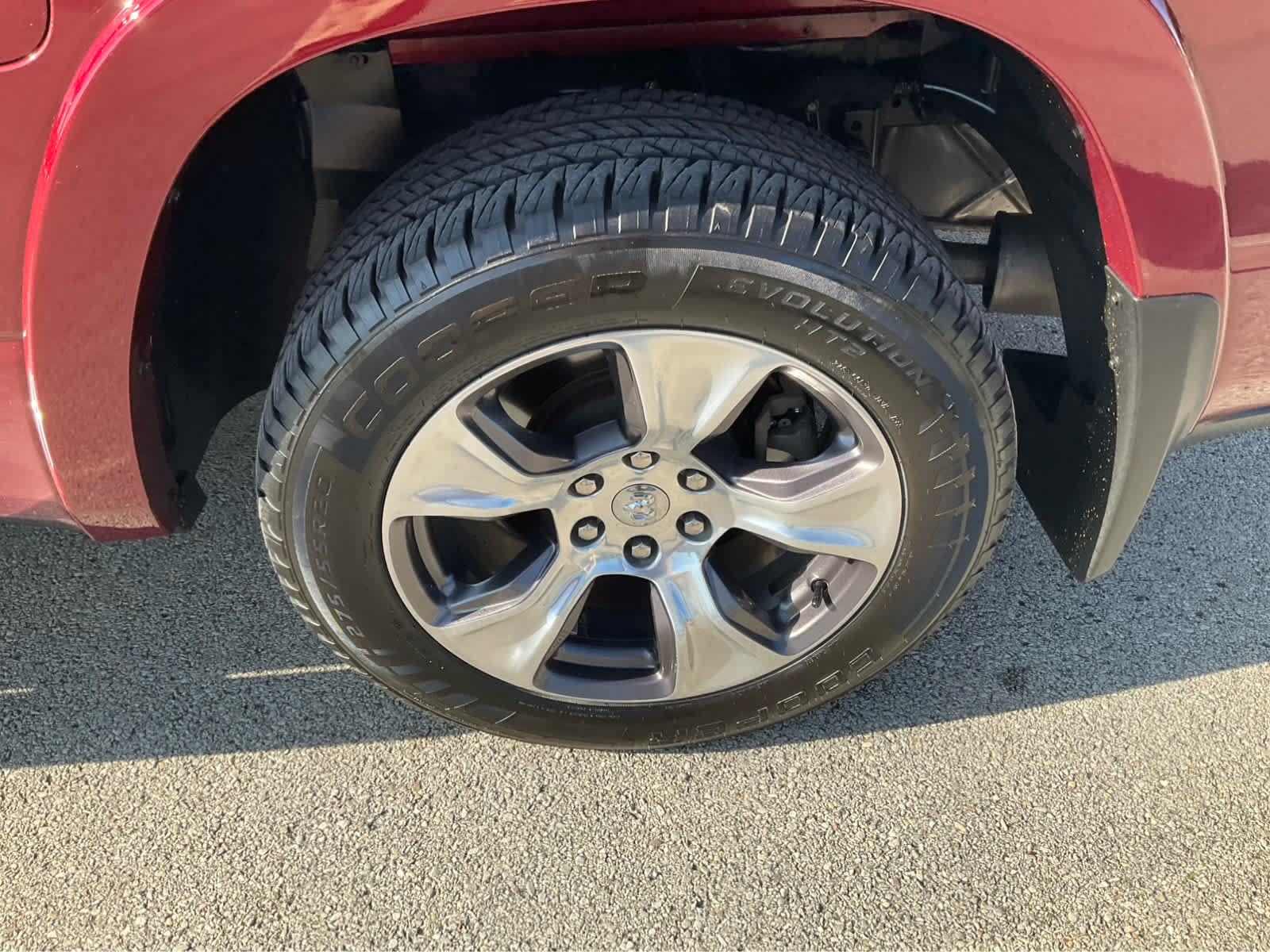 Used 2019 RAM 1500 Laramie AWD/4WD image 22