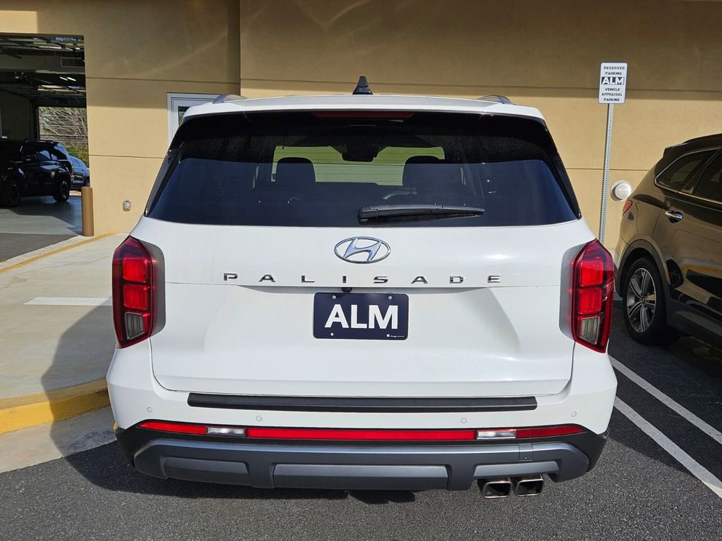 Used 2024 Hyundai Palisade SEL w/ Premium Package image 9