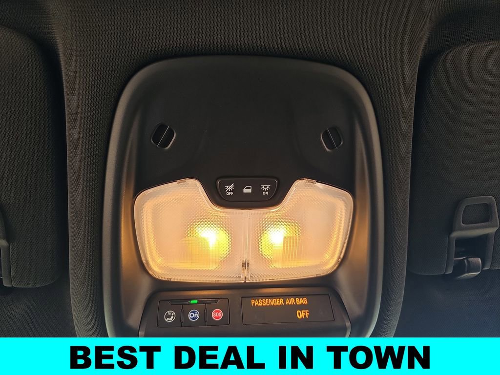 Used 2025 Chevrolet TrailBlazer RS w/ Driver Confidence Package image 30