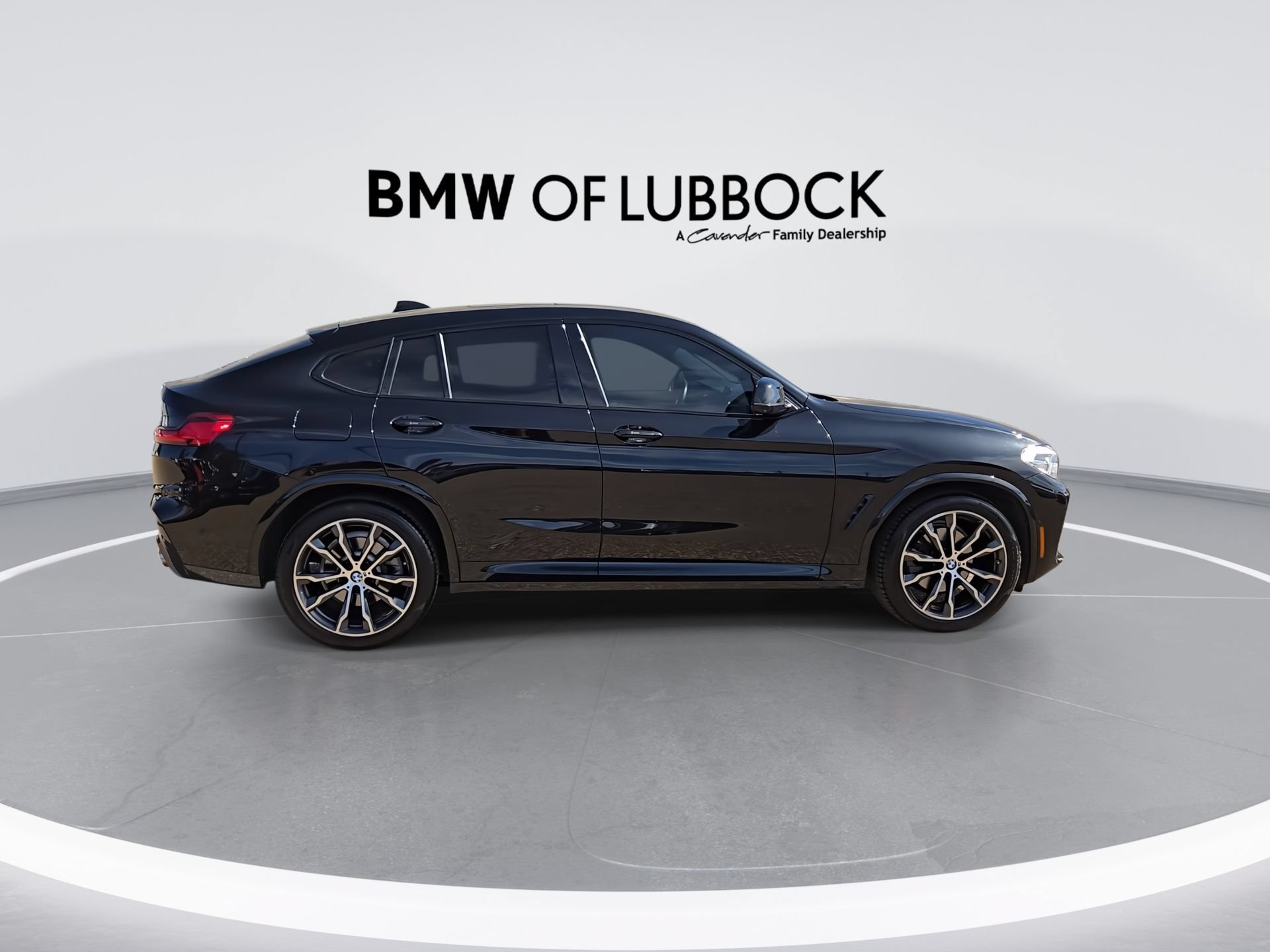 Used 2021 BMW X4 xDrive30i w/ M Sport Package AWD/4WD image 9