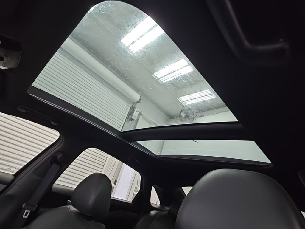 Used 2023 Kia K5 GT-Line image 28