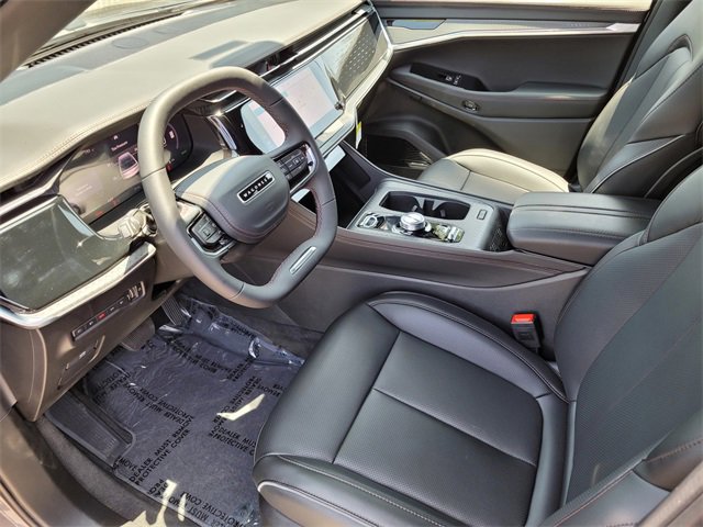 New 2025 Jeep Wagoneer Limited image 8