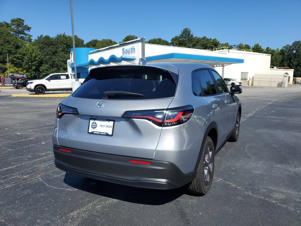 New 2027 Honda HR-V LX image 7