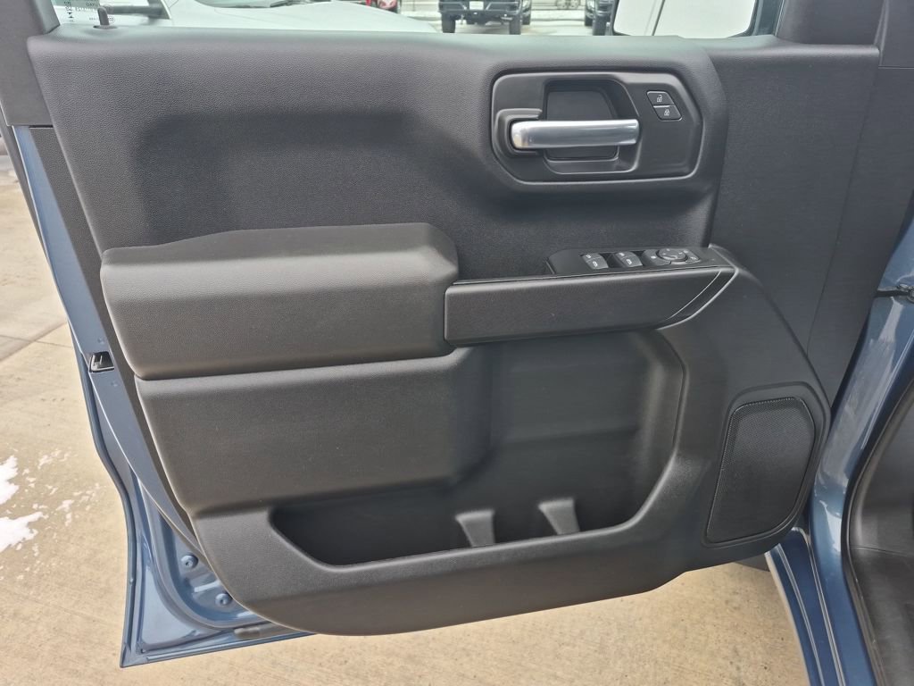 New 2024 Chevrolet Silverado 1500 Custom AWD/4WD image 15