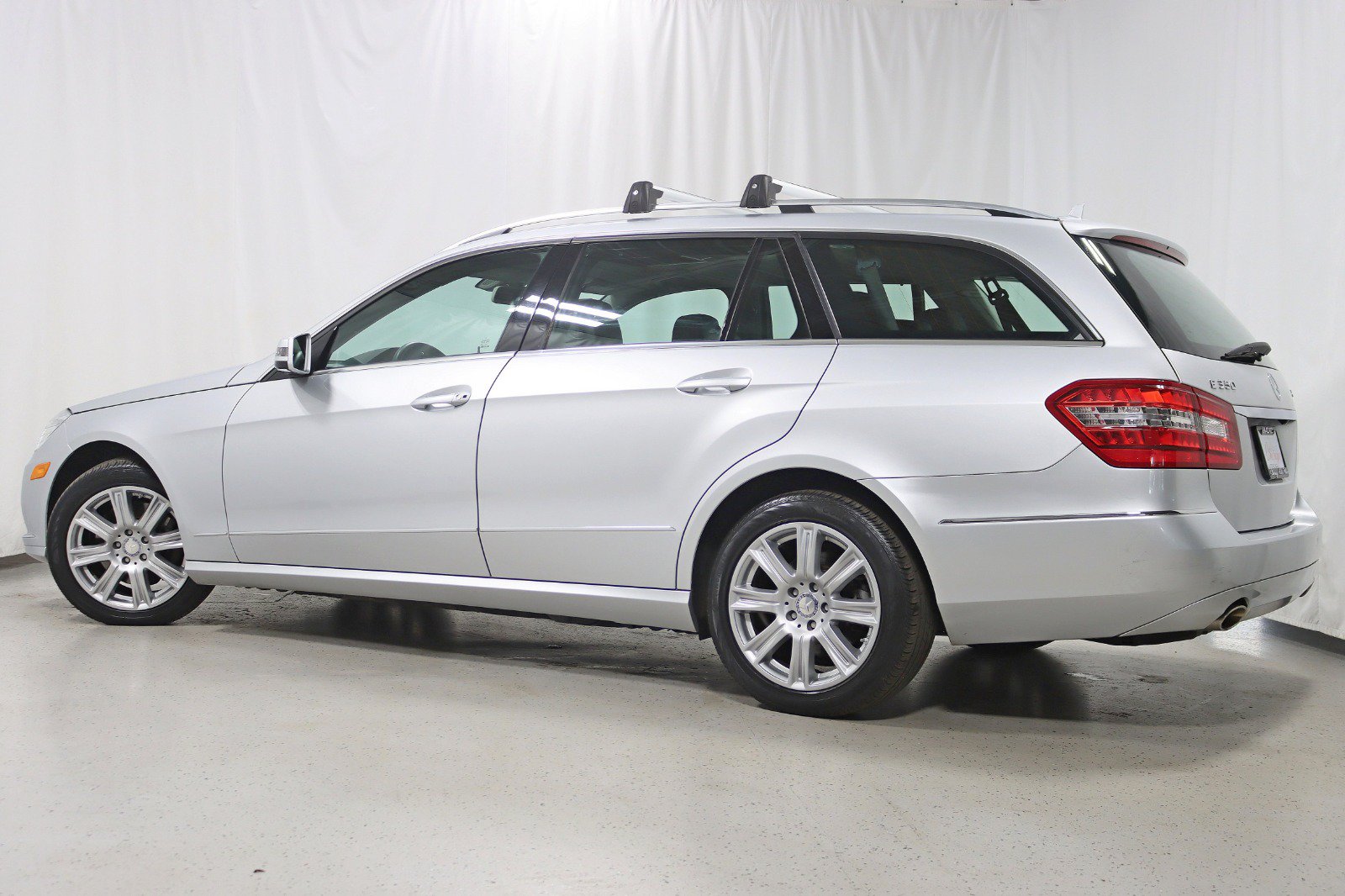 Used 2013 Mercedes-Benz E 350 4MATIC Wagon image 9