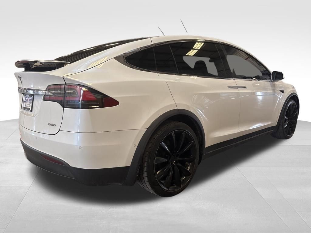 Used 2017 Tesla Model X 100D image 5