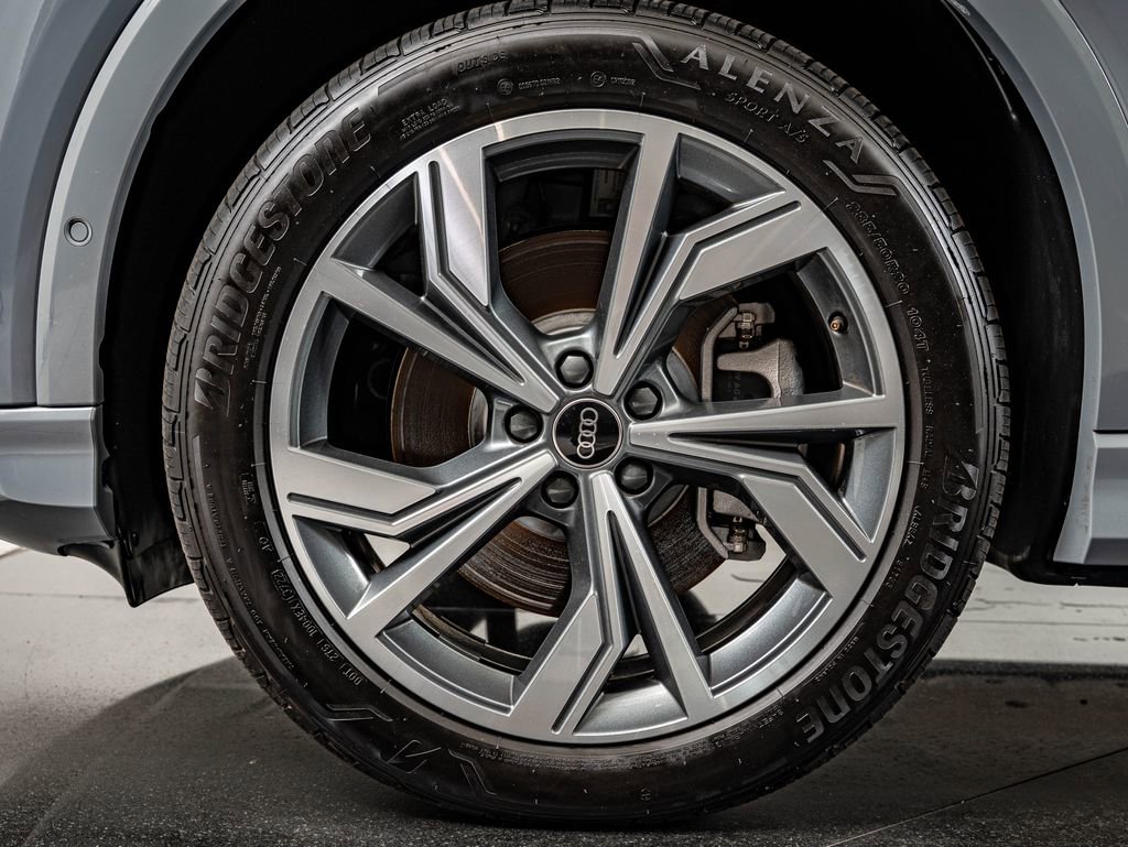Used 2023 Audi Q4 e-tron Premium Plus w/ Premium Plus AWD/4WD image 10