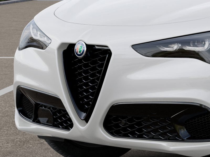 New 2025 Alfa Romeo Stelvio Sprint w/ Convenience Package AWD/4WD image 12