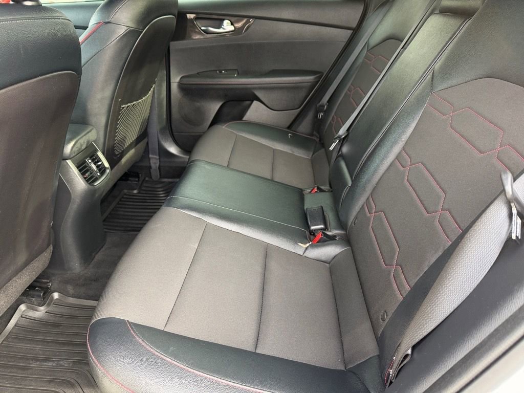 Used 2021 Kia Forte GT image 11