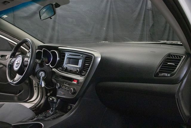 Used 2015 Kia Optima LX image 14