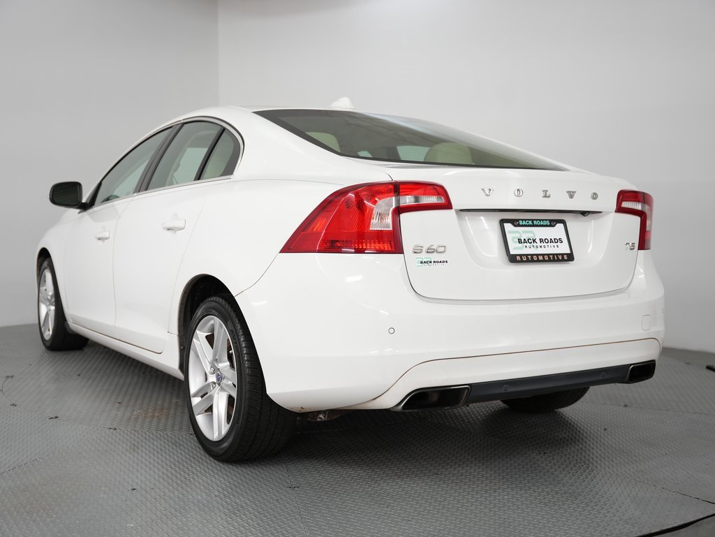 Used 2015 Volvo S60 T5 Platinum image 7