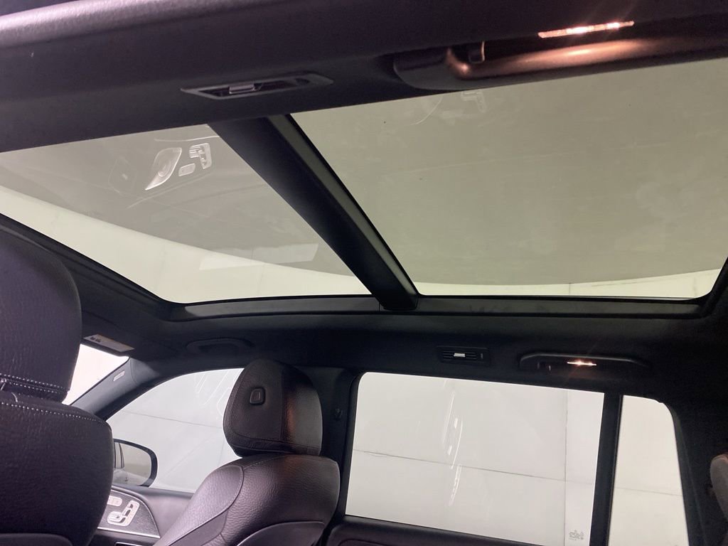 Used 2022 Mercedes-Benz GLS 580 4MATIC image 15